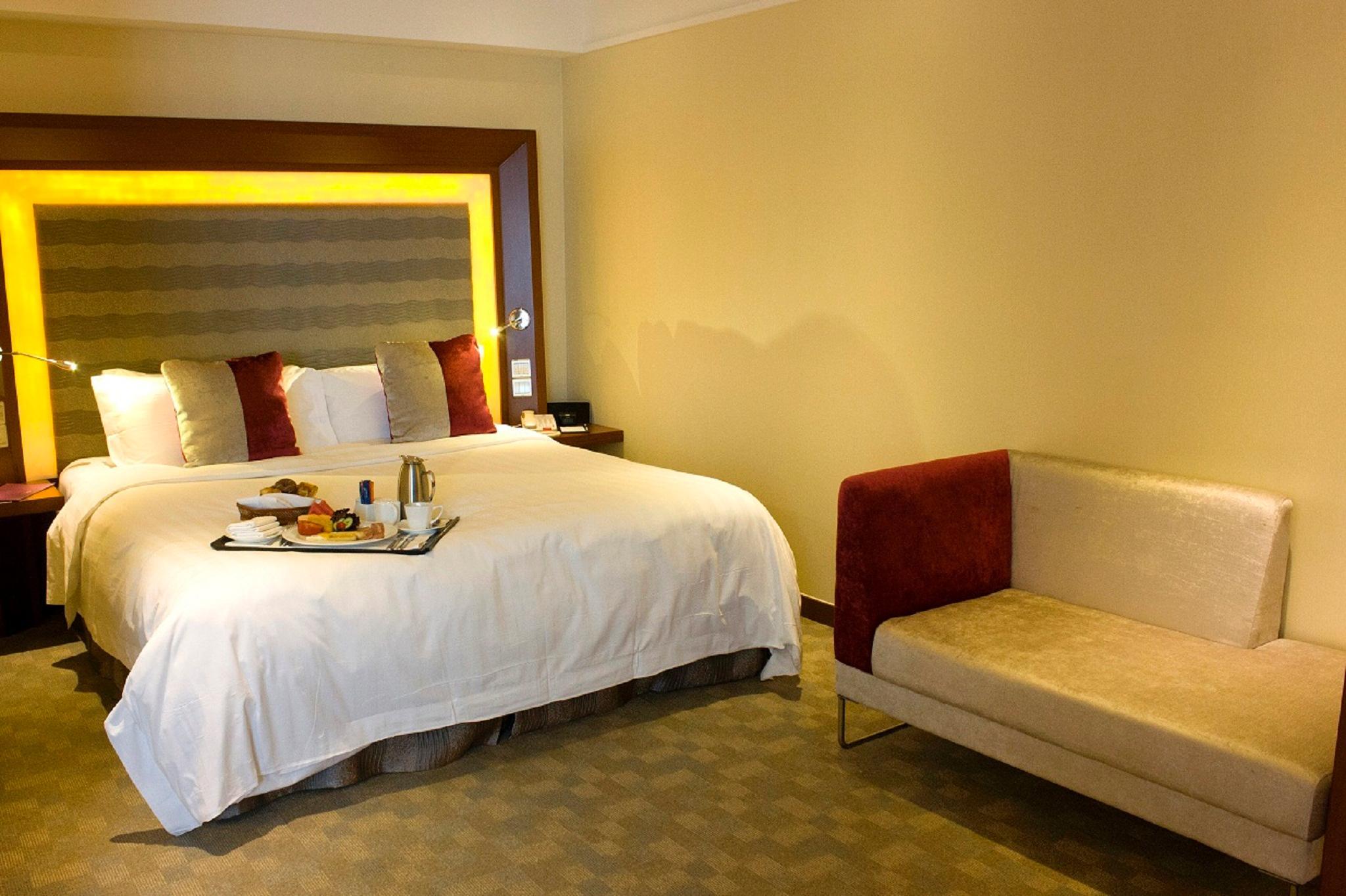 Novotel Atlantis Shanghai - Breakfast In The Clouds With River View In The Revolving Restaurant & 24Hours Free Self-Laundry Xangai Exterior foto