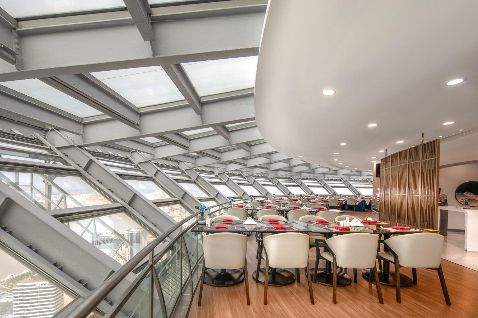 Novotel Atlantis Shanghai - Breakfast In The Clouds With River View In The Revolving Restaurant & 24Hours Free Self-Laundry Xangai Exterior foto