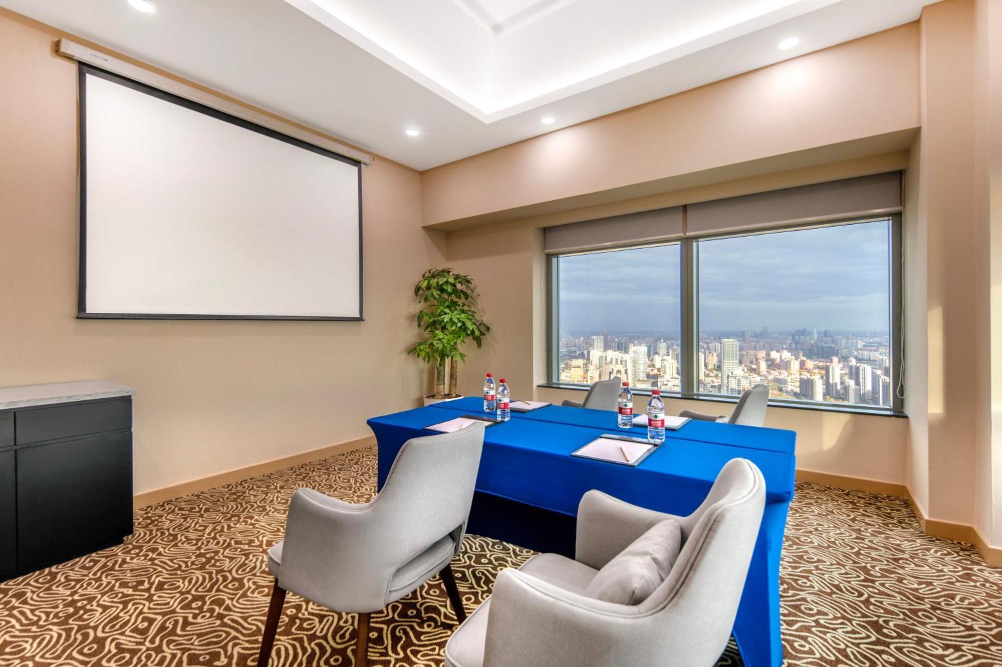 Novotel Atlantis Shanghai - Breakfast In The Clouds With River View In The Revolving Restaurant & 24Hours Free Self-Laundry Xangai Exterior foto