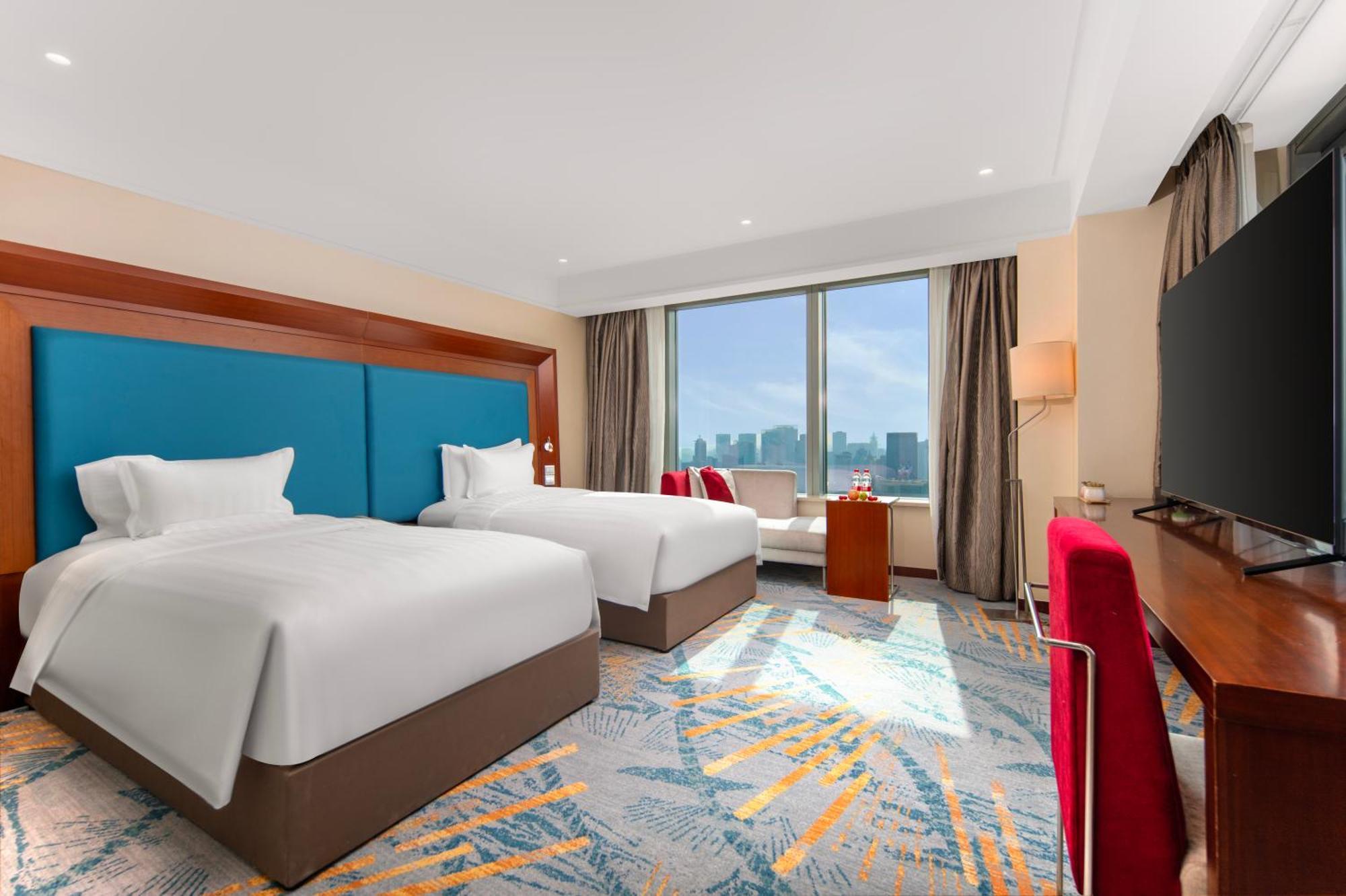 Novotel Atlantis Shanghai - Breakfast In The Clouds With River View In The Revolving Restaurant & 24Hours Free Self-Laundry Xangai Exterior foto