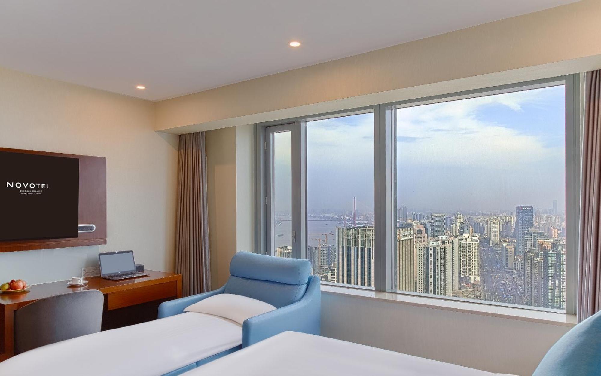 Novotel Atlantis Shanghai - Breakfast In The Clouds With River View In The Revolving Restaurant & 24Hours Free Self-Laundry Xangai Exterior foto
