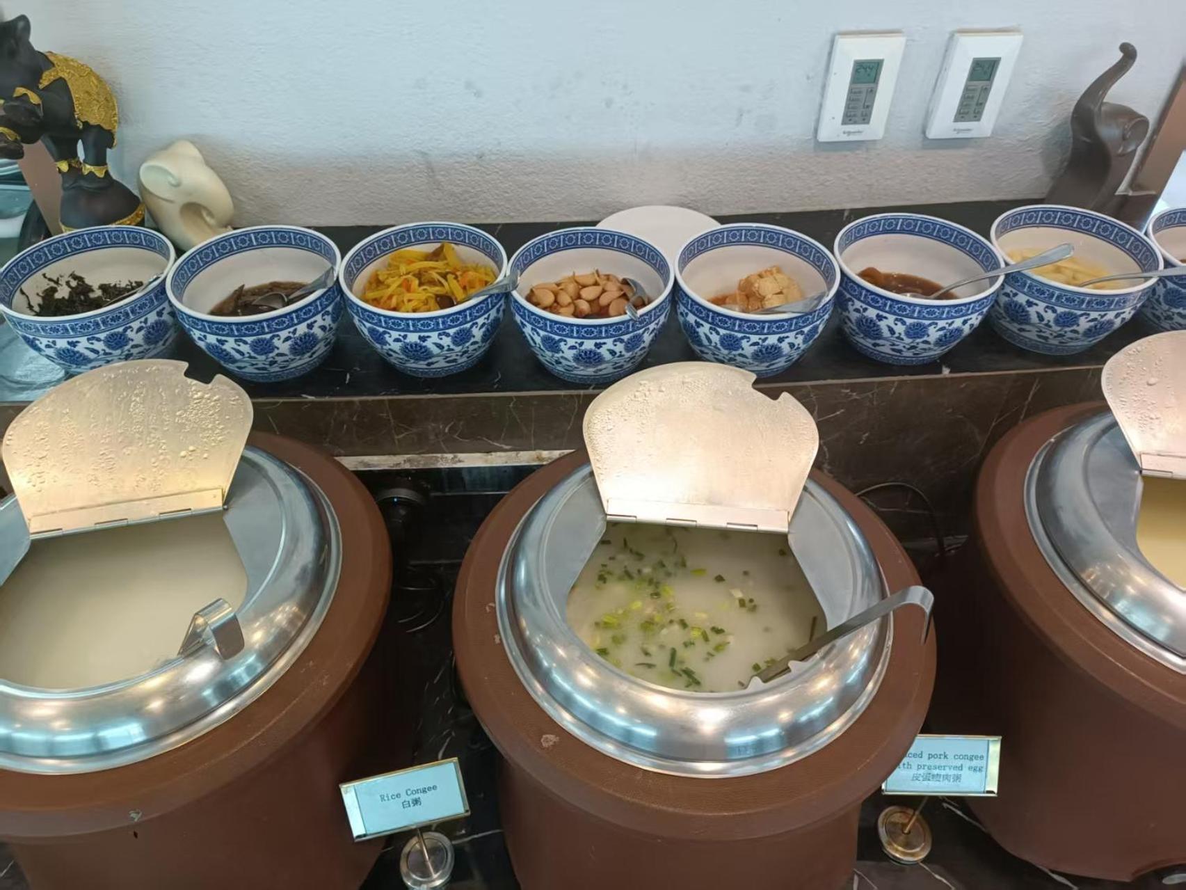 Novotel Atlantis Shanghai - Breakfast In The Clouds With River View In The Revolving Restaurant & 24Hours Free Self-Laundry Xangai Exterior foto