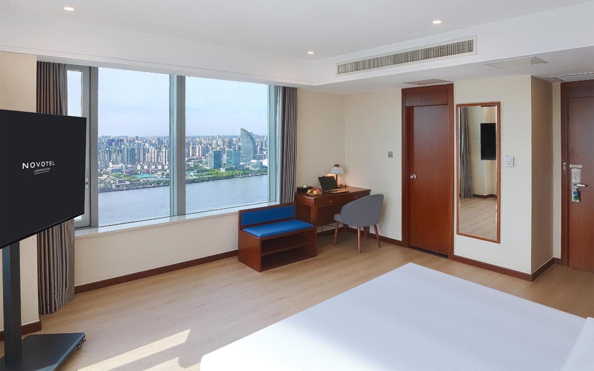 Novotel Atlantis Shanghai - Breakfast In The Clouds With River View In The Revolving Restaurant & 24Hours Free Self-Laundry Xangai Exterior foto