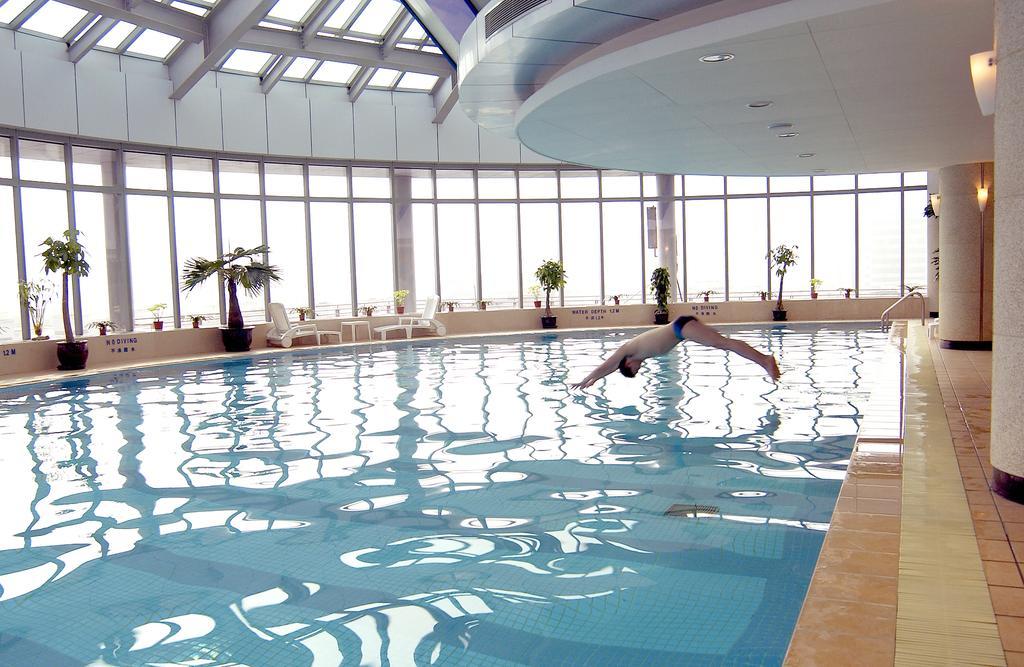 Novotel Atlantis Shanghai - Breakfast In The Clouds With River View In The Revolving Restaurant & 24Hours Free Self-Laundry Xangai Exterior foto